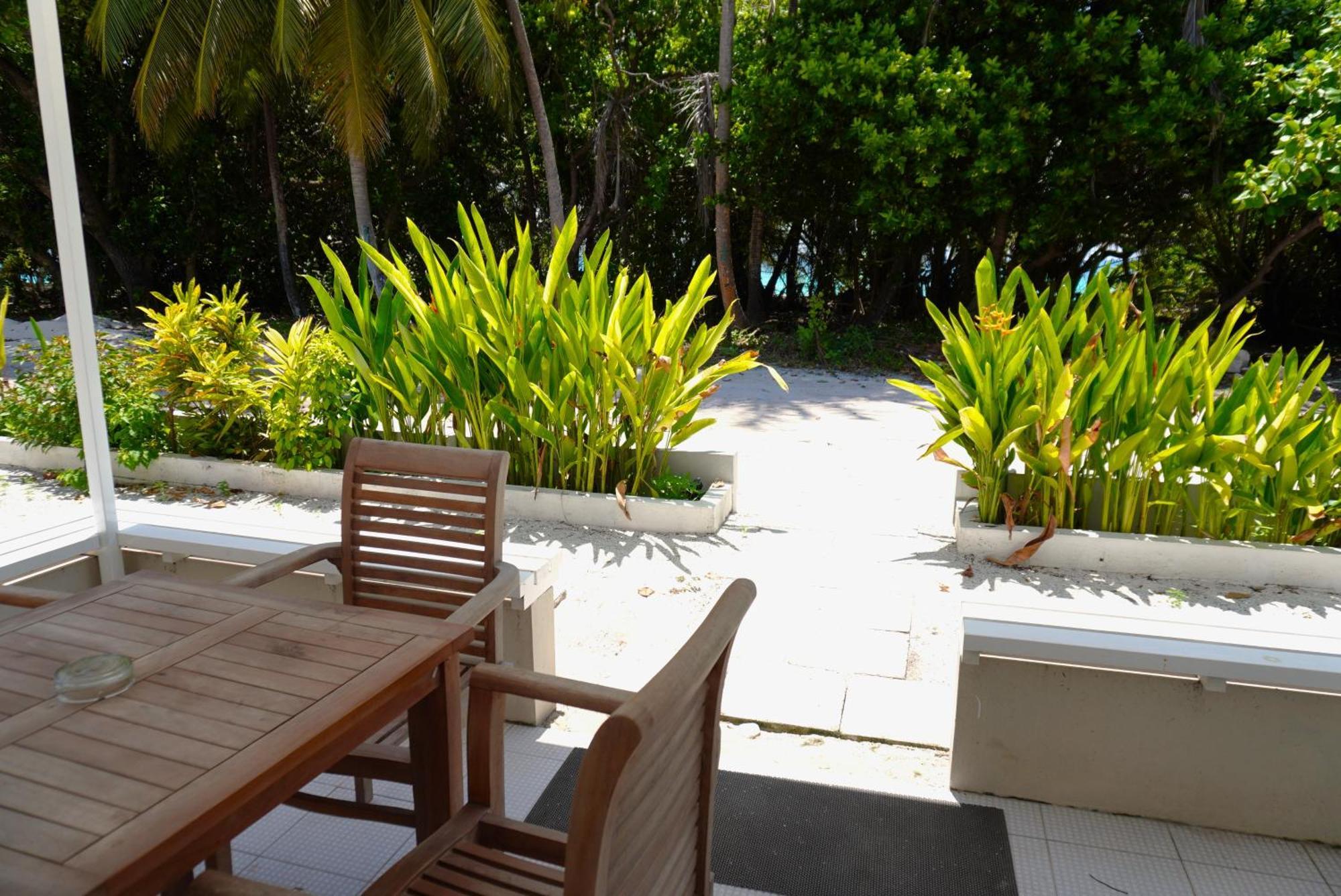Tme Retreats Dhigurah Hotel Digura Kültér fotó