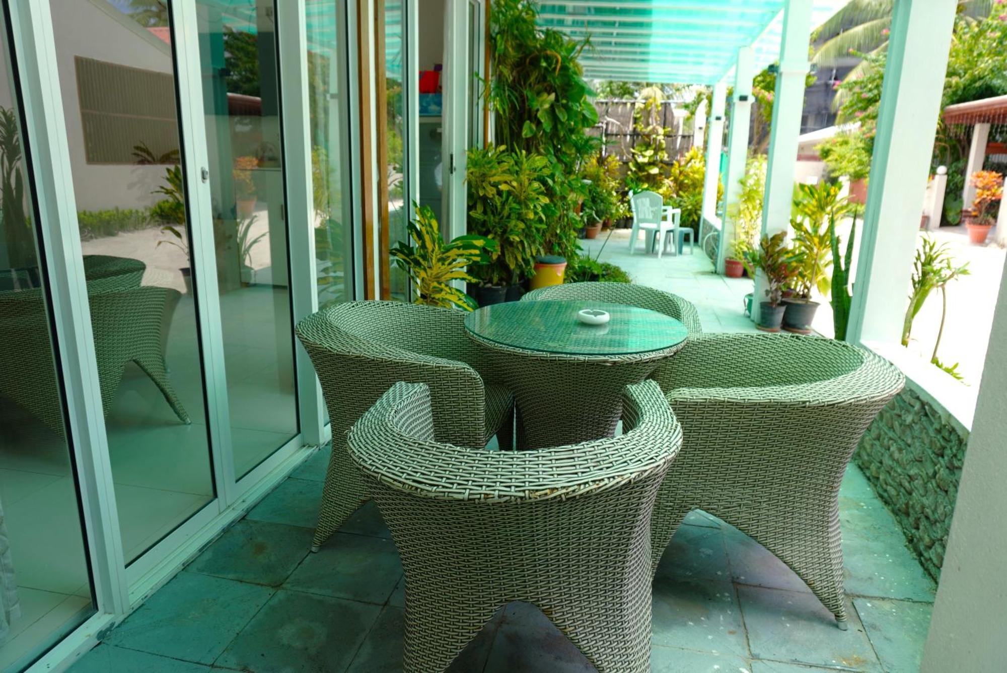 Tme Retreats Dhigurah Hotel Digura Kültér fotó
